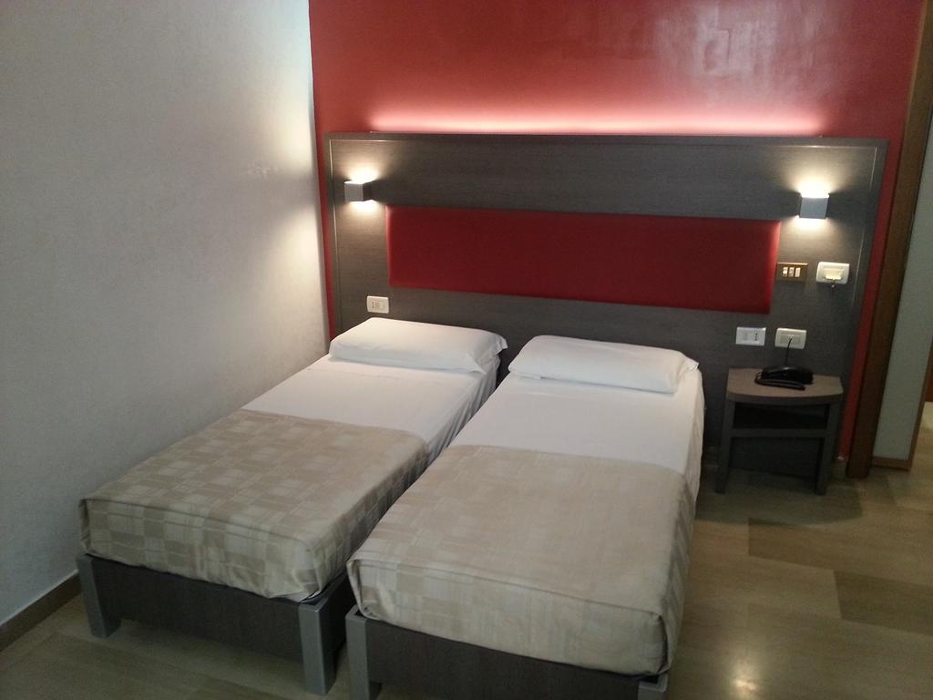 Hotel Center 2 Rome Exterior photo